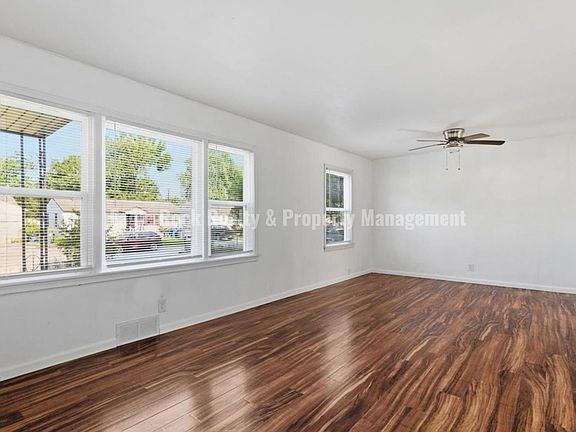 5th image of 4341 N Iroquois Ave