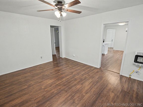 3rd image of 1016 Nathan Boone Rd