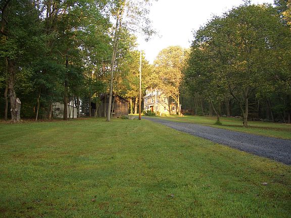 Long private driveway