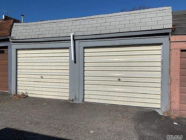 2nd image of 8008 Cowles Ct