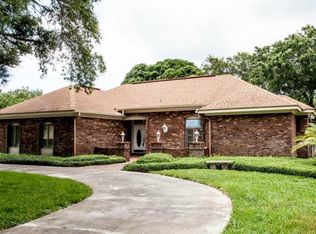 12311 Oaks Ln, Seminole, FL 33772