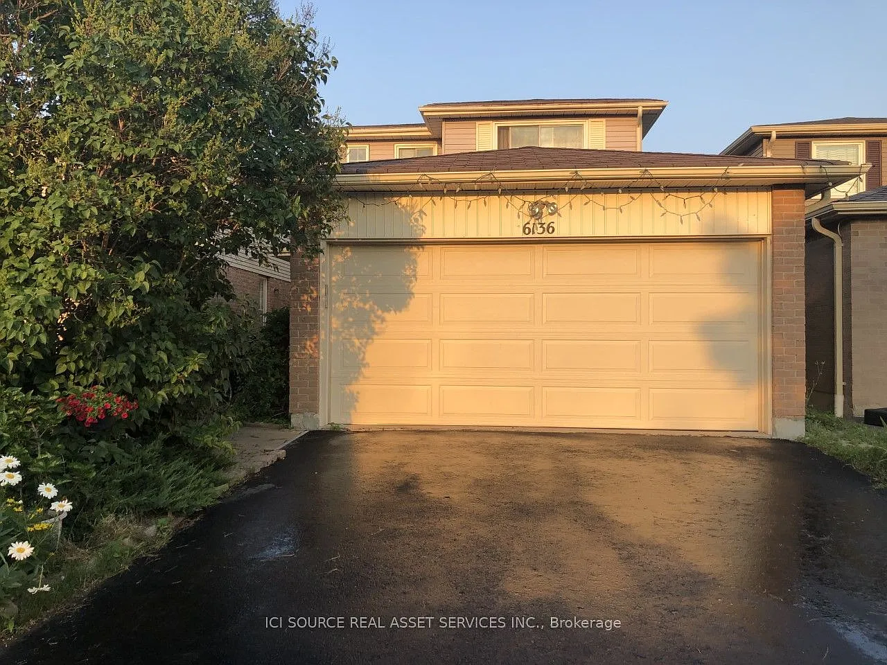 4 bed, $3,350 — Photo 1
