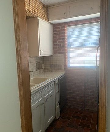 4th image of 3026 Mahanna Springs Dr #B