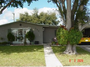 308 Pinehurst Rd, Palm Springs, FL 33461