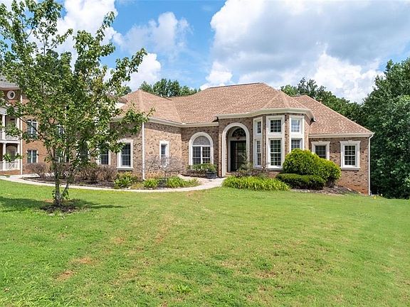 3rd image of 5173 Barrington Trace Dr SW
