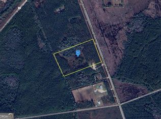 1299 N Clough Bay Rd, Waycross, GA 31503