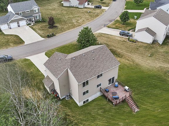 4th image of 9380 Stone View Dr NE