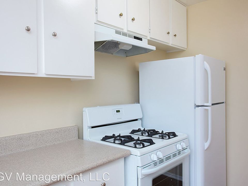 1st image of 500 Orange Ave APT 10