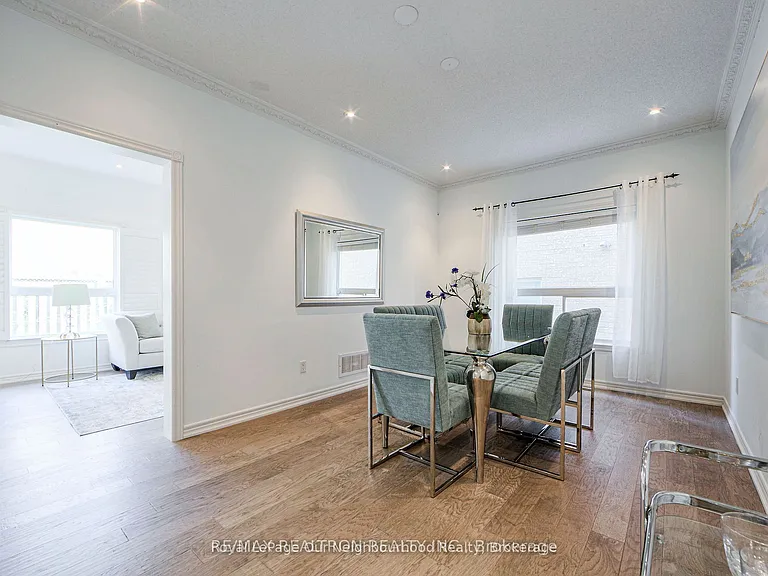 269 Treasure Rd E #UPPER — Photo 25