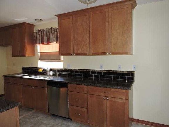 SPACIOUS UPDATED KITCHEN