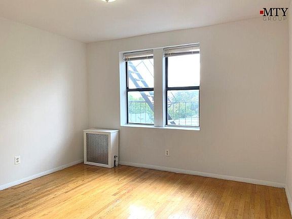 3rd image of 4717 39th St APT 11D