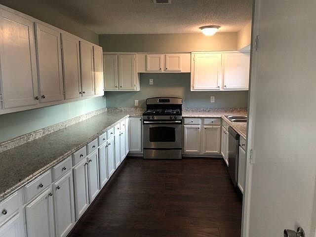 1st image of 229 Woodbridge Way