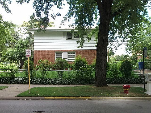1st image of 1808 W Lunt Ave