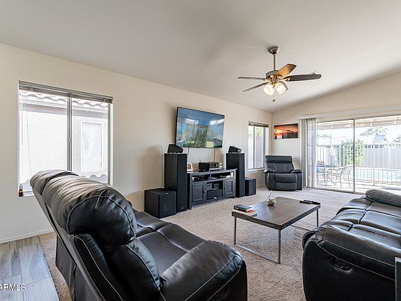 4th image of 3413 E Kelton Ln