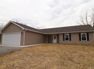35 Shield Dr, Eaton, OH 45320
