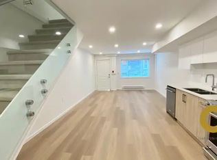 3623 Rae Ave #1A, Vancouver, BC V5R2P6