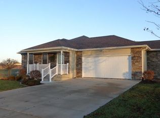 1505 12th Ave #A, Orion, IL 61273