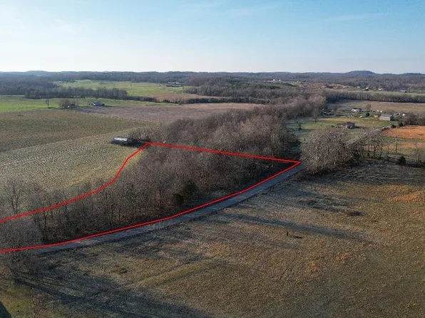 5798 Bacon Creek Rd, Bonnieville, KY 42713