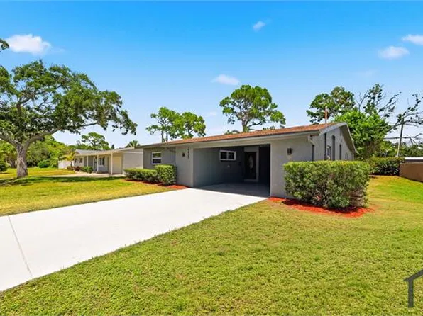 4435 Huntington St NE, Saint Petersburg, FL 33703
