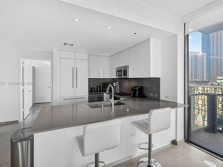 68 SE 6th St #1702 — Photo 25
