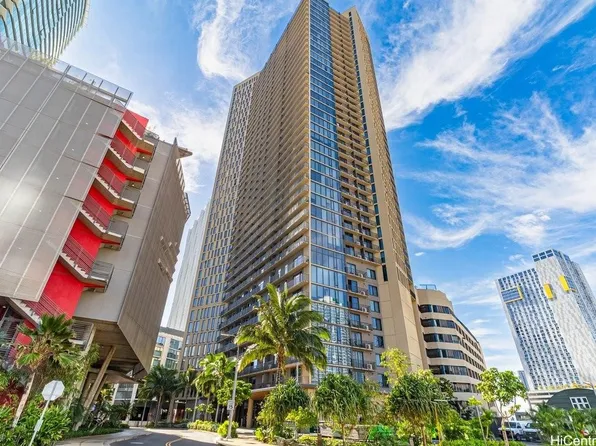 987 Queen St #3602, Honolulu, HI 96814