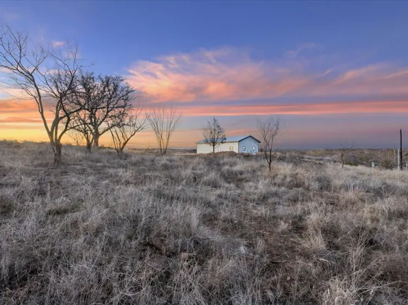 104 Paisano Dr, Horseshoe Bay, TX 78657