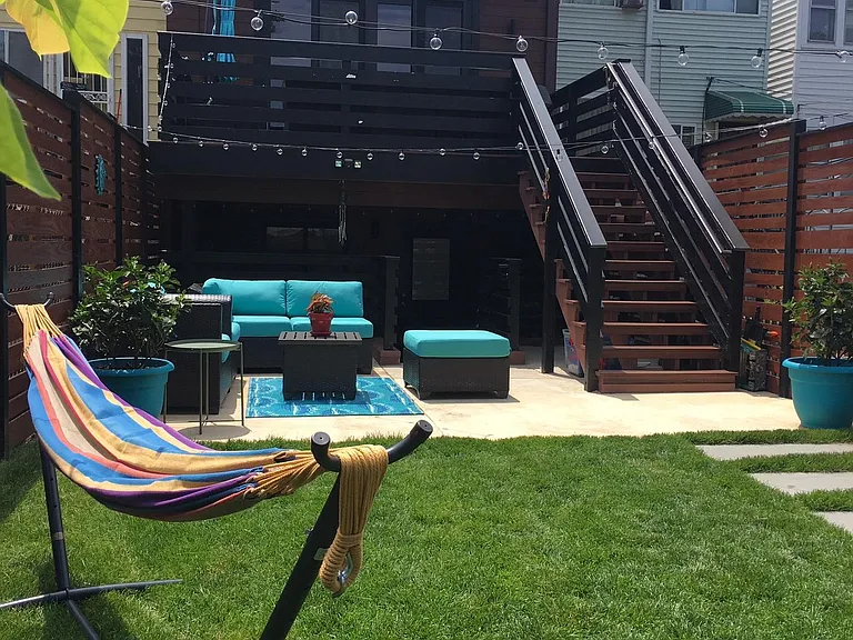 715 Emerson St NW — Photo 13