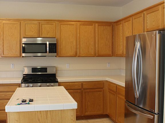 5th image of 4082 Memoir Ave