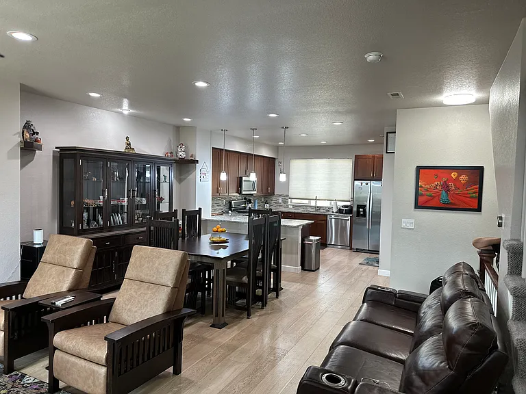 15529 W Washburn Ave — Photo 3
