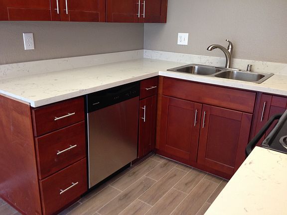 2nd image of 1158 Calle Oriente