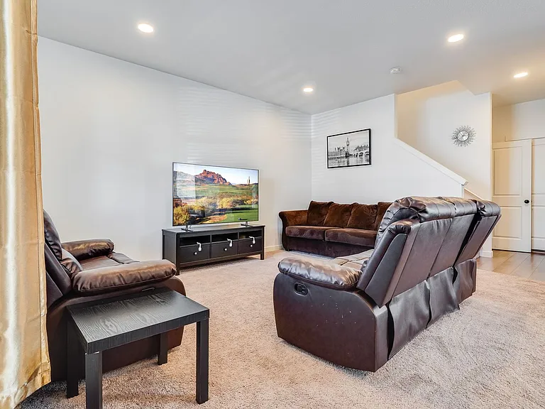 3021 S Jasper Dr — Photo 5