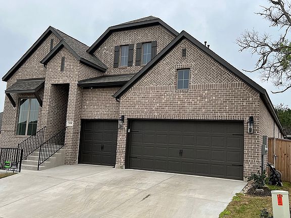 2nd image of 119 Carolina Jasmine Dr