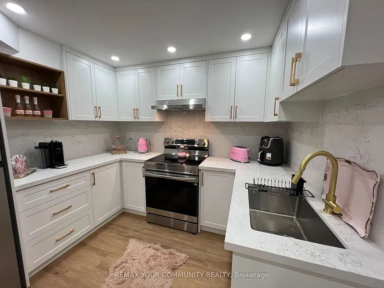 11 Newmill Cres #BASEMENT — Photo 9