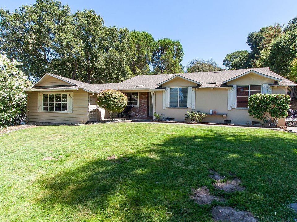 1st image of 290 S Castanya Way