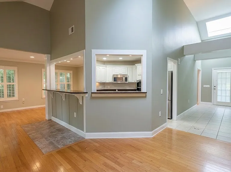 1305 Rowland Dr — Photo 12