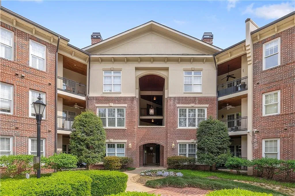 2 bed, 2.0 bath, 1404 sqft, $2,900 — Photo 1