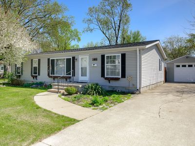 42 N Biggs St, Belleville, MI, 48111