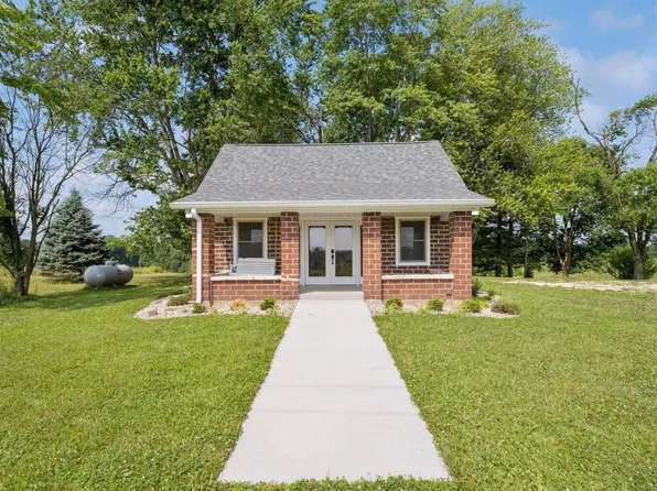 2442 Lingenfelter Rd, Loogootee, IN 47553