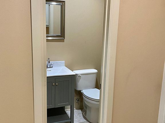 Downstairs half bath/powder room