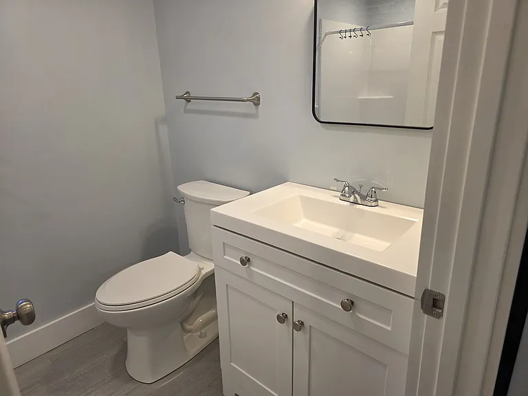 182 Sea St #7 — Photo 9