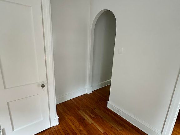 3rd image of 212 S 41st St #3RR