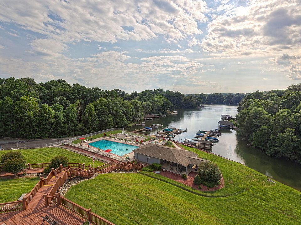 1st image of 1089 Bluewater Dr