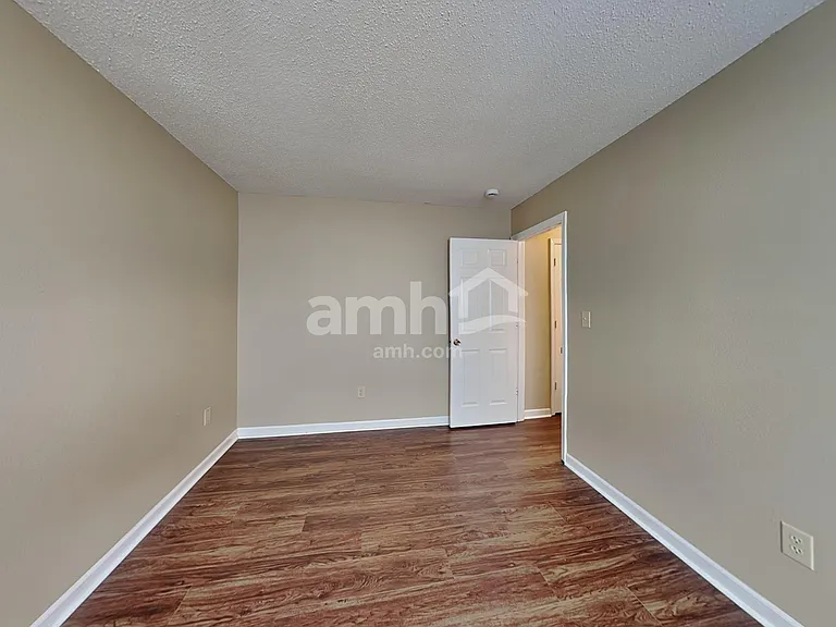 15260 Fawn Meadow Dr — Photo 10