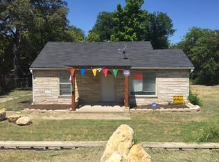 1705 Roberts Cut Off Rd, River Oaks, TX 76114