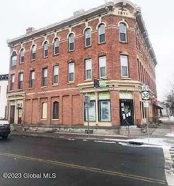 3rd image of 222 19th St #Penthouse