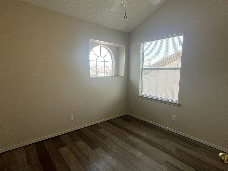 3708 Prairie Rose St — Photo 5