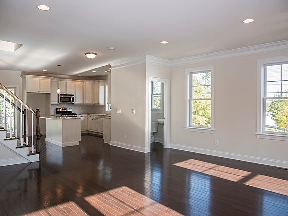 GREAT ROOM TO KITCHEN