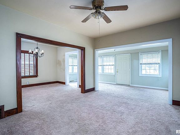3rd image of 1822 36th St