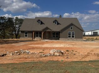205 Oak Grove Way, Springtown, TX 76082
