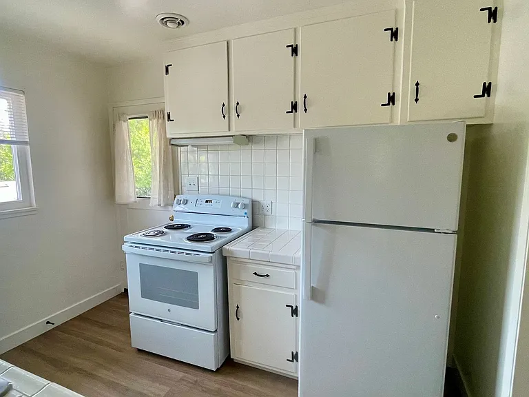 3606 Bickerstaff Rd — Photo 5